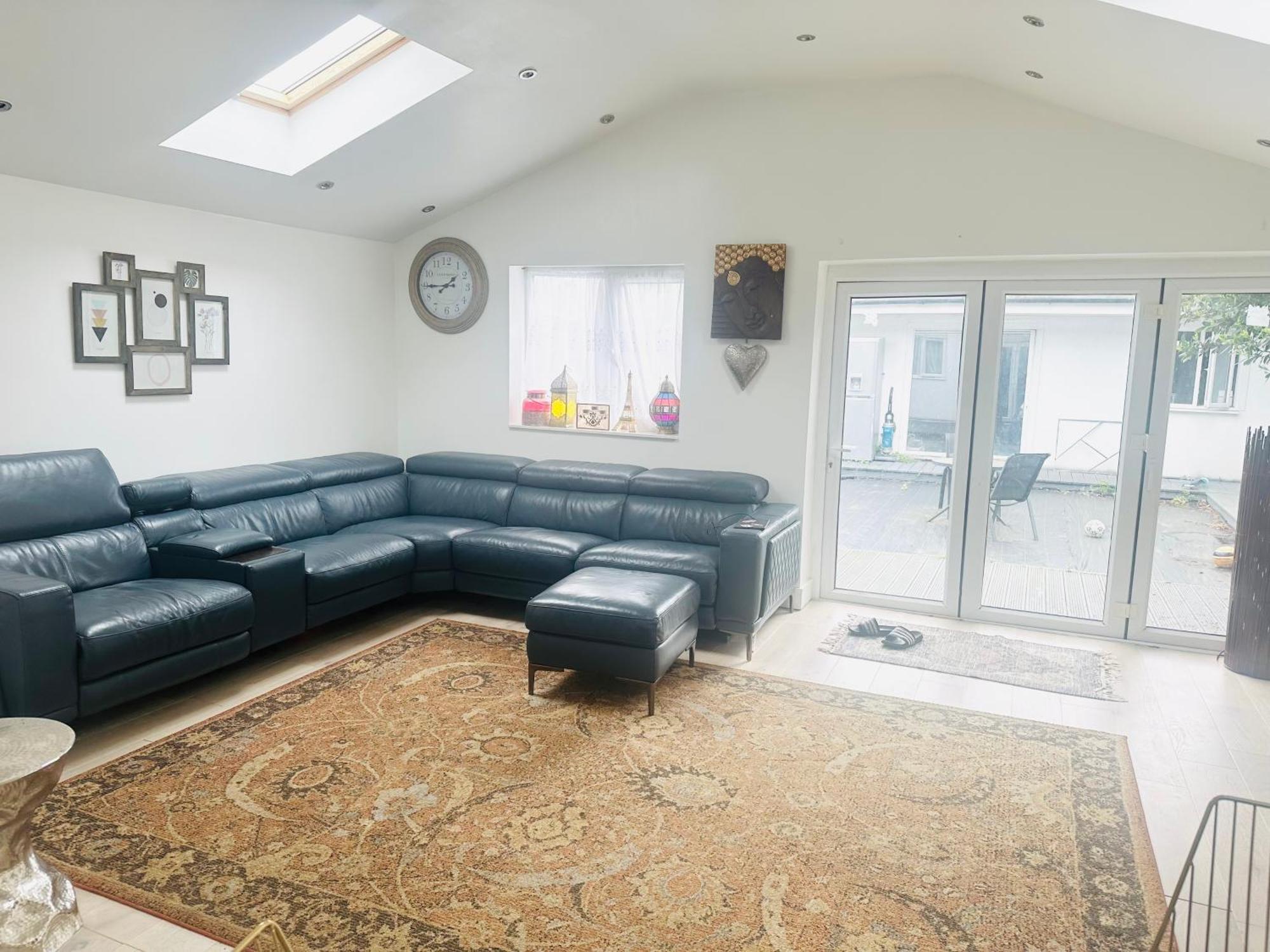 Beautiful Home In London With Easy Access To Central London Саттон Екстер'єр фото