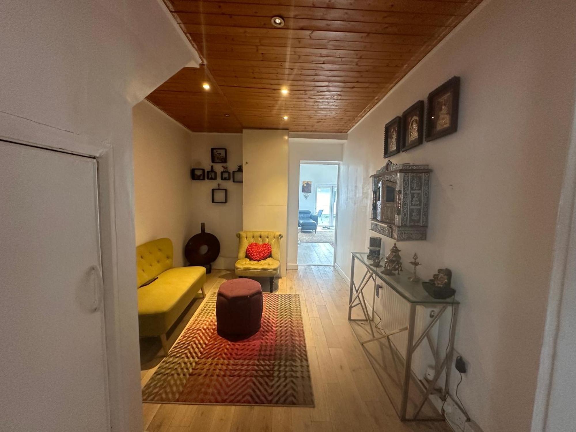 Beautiful Home In London With Easy Access To Central London Саттон Екстер'єр фото